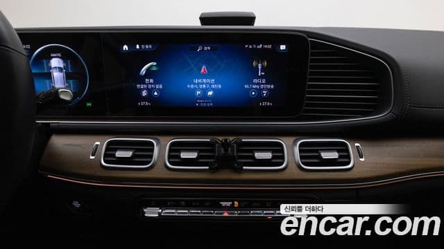 Mercedes-Benz GLE-Class 2021 — Фото 15/20