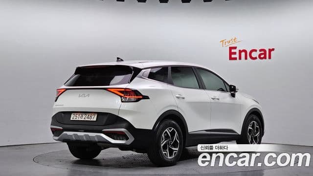 Kia Sportage 2023 — Şəkil 2/20