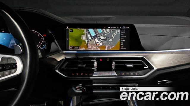 BMW X5 2021 — фото 15 из 20