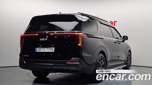 Kia Carnival 2024 — Şəkil 2/20