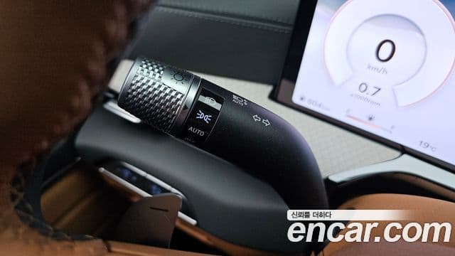 Genesis GV80 2025 — ფოტო 12/30