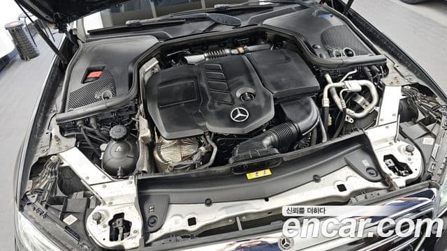 Mercedes-Benz E-Class 2019 — Şəkil 6/20