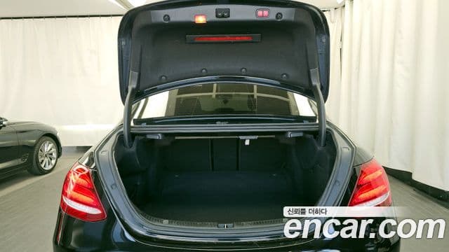 Mercedes-Benz E-Class 2019 — Şəkil 20/20