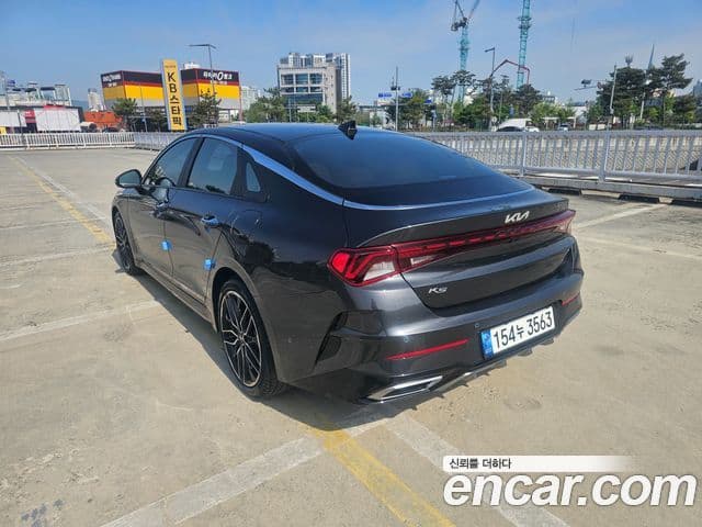 Kia K5 2022 — Şəkil 12/20