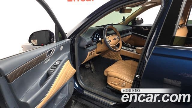 Genesis GV80 2020 — ფოტო 8/20