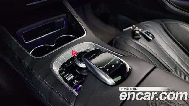 Mercedes-Benz S-Class 2018 — ფოტო 19/20