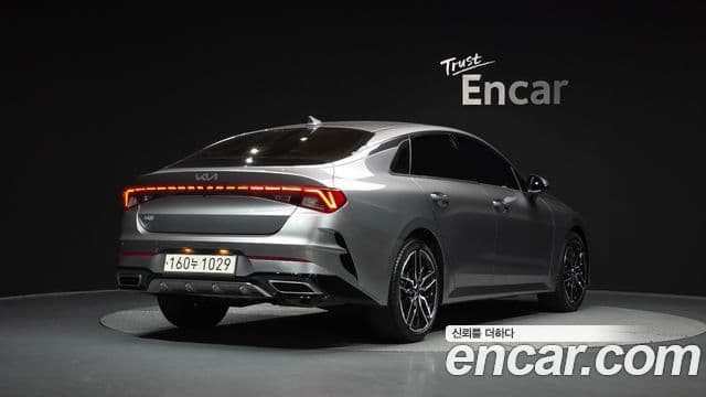 Kia K5 2023 — ფოტო 1/20