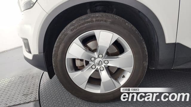 Volvo XC40 2021 — Şəkil 5/20