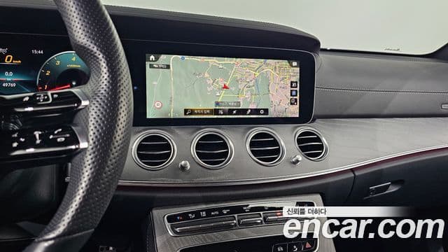 Mercedes-Benz E-Class 2022 — Şəkil 12/20