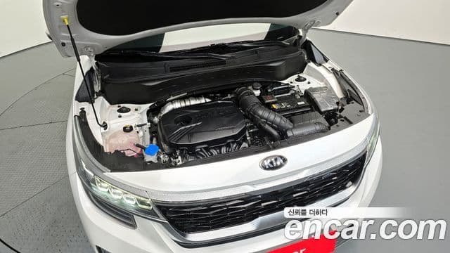 Kia Seltos 2020 — ფოტო 6/20