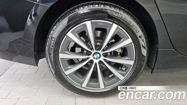 BMW 3 Series 2024 — фото 5 из 20