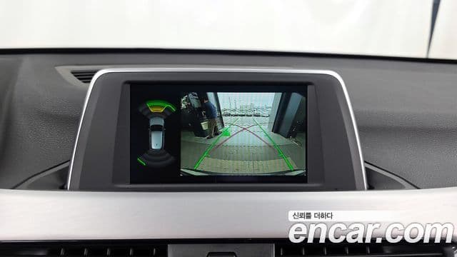 BMW X1 2020 — ფოტო 15/20