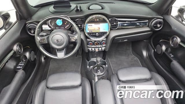 Mini Cooper Convertible 2024 — фото 7 из 20
