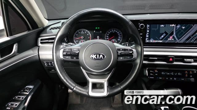 Kia K5 2020 — Şəkil 12/20