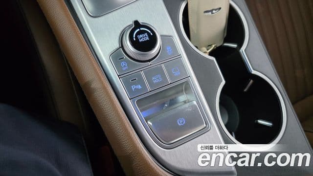 Genesis G70 2020 — Photo 12/30