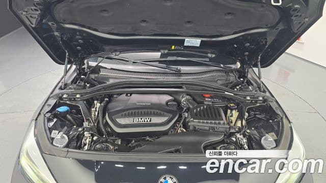 BMW 1 Series 2021 — фото 6 из 20