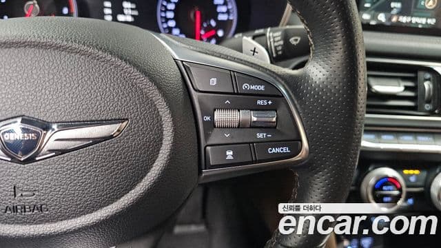 Genesis G70 2018 — фото 14 из 20