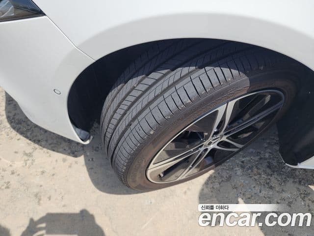 Mercedes-Benz A-Class 2023 — ფოტო 6/20