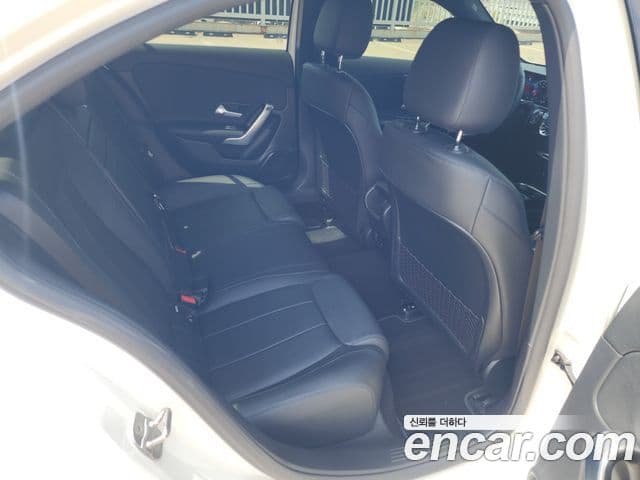 Mercedes-Benz A-Class 2023 — ფოტო 13/20