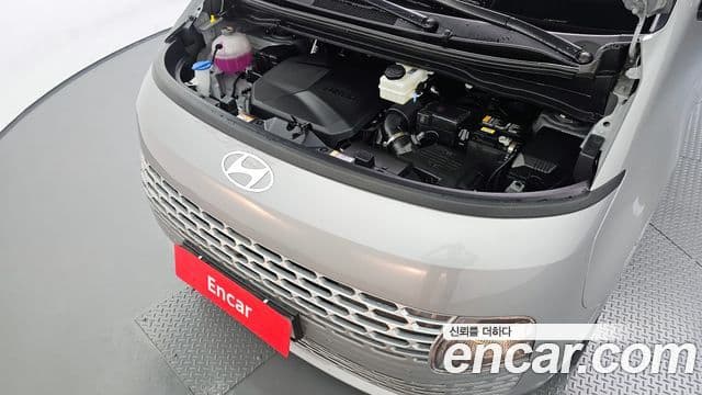 Hyundai Staria 2025 — фото 6 из 20