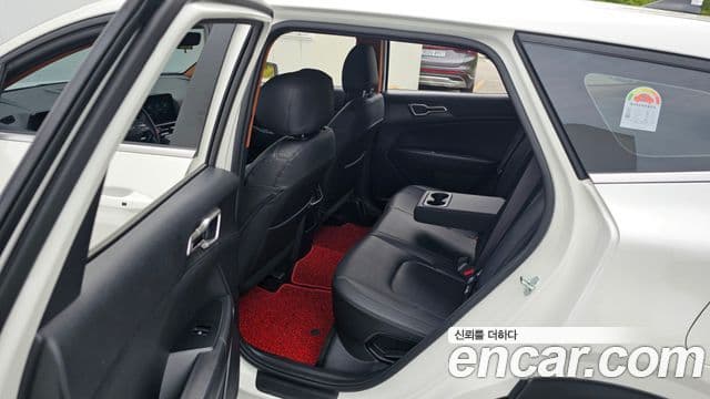 Kia Sportage 2025 — ფოტო 17/20