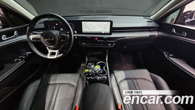Kia K5 2024 — Şəkil 10/20
