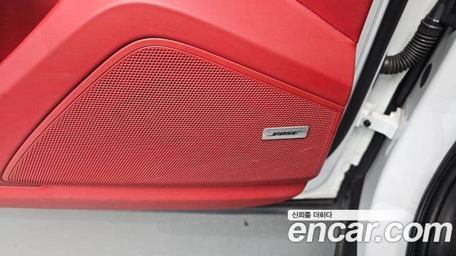 Porsche Cayenne 2021 — Photo 20/35