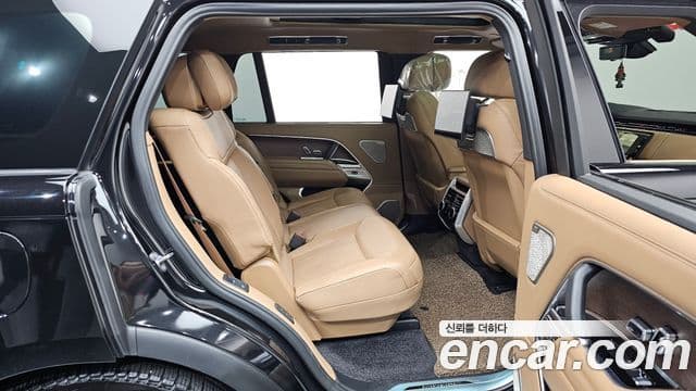 Land Rover Range Rover 2024 — ფოტო 11/20