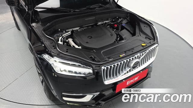 Volvo XC90 2022 — ფოტო 6/20