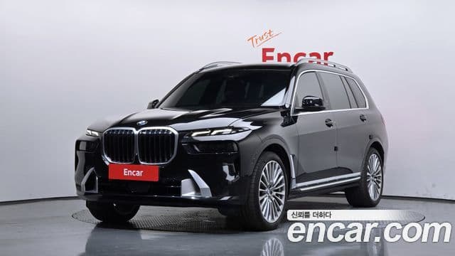 BMW X7 2025 — Photo 12/20