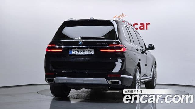 BMW X7 2025 — Photo 18/20