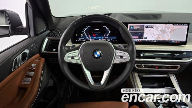 BMW X7 2025 — Photo 2/20