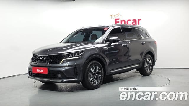 Kia Sorento 2022 — Фото 1/20