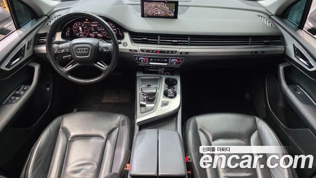 Audi Q7 2019 — ფოტო 7/20