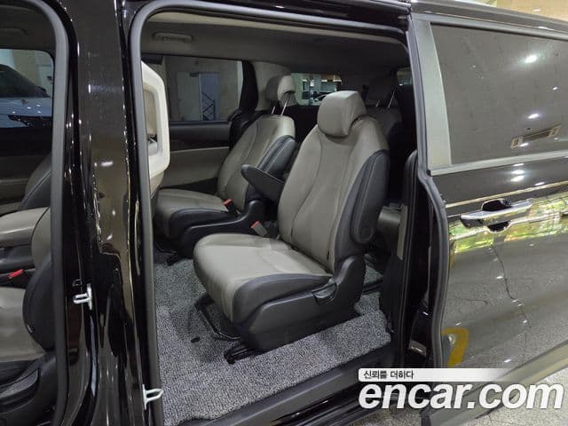 Kia Carnival 2025 — Фото 7/20