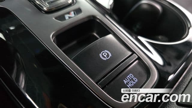 Hyundai The New Tucson 2022 — ფოტო 19/20