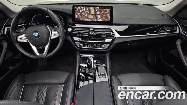 BMW 5 Series 2021 — Фото 10/20