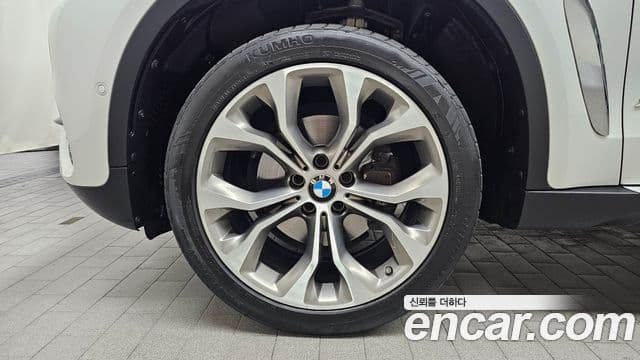 BMW X6 2018 — ფოტო 5/20