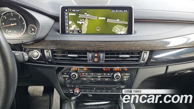 BMW X6 2018 — ფოტო 12/20