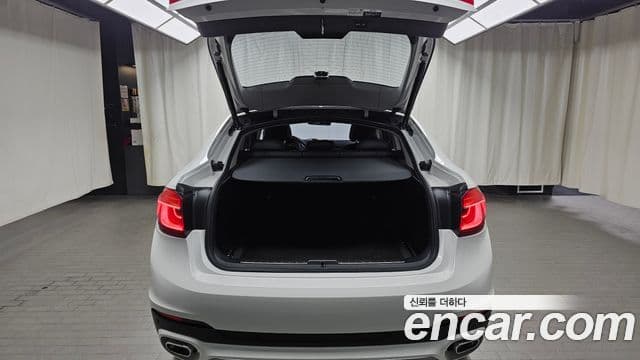 BMW X6 2018 — фото 17 из 20