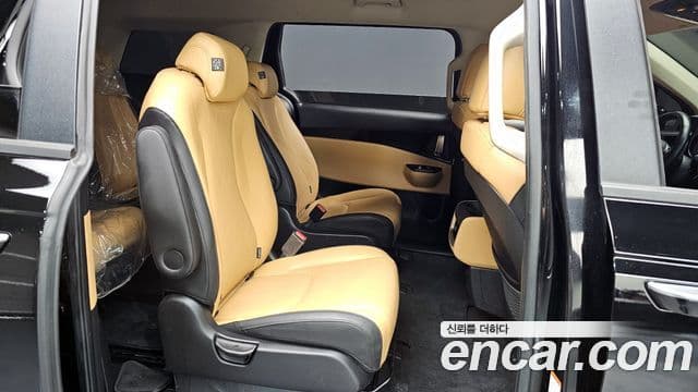 Kia Carnival 2022 — ფოტო 11/20