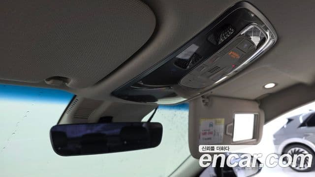 Genesis Electrified G80 2021 — Şəkil 18/20