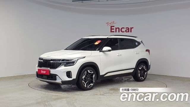 Kia Seltos 2022 — ფოტო 1/20