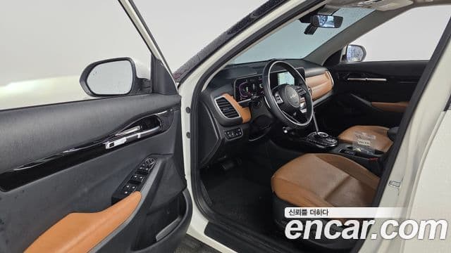 Kia Seltos 2022 — ფოტო 10/20