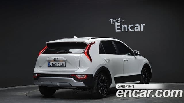 Kia Niro 2025 — Şəkil 2/20