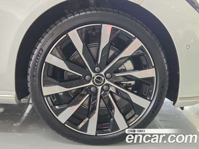 Volvo S90 2026 — ფოტო 5/20