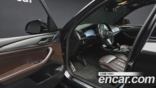 BMW X3 2018 — Şəkil 10/20