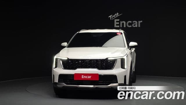 Kia Sorento 2023 — ფოტო 3/20