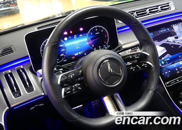 Mercedes-Benz S-Class 2021 — Photo 3/20