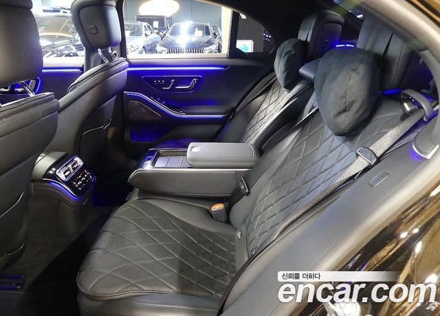 Mercedes-Benz S-Class 2021 — Photo 4/20